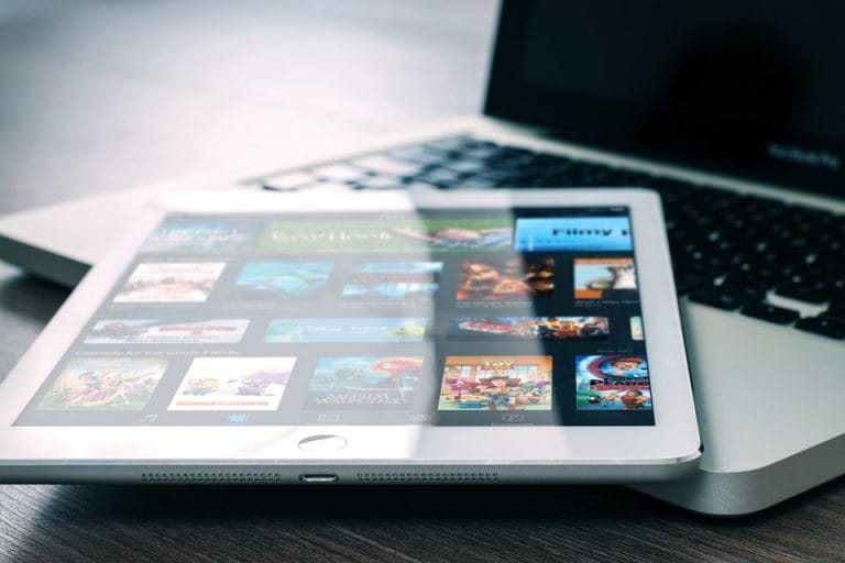 Now you Can Stream Movies Online on Your iPad