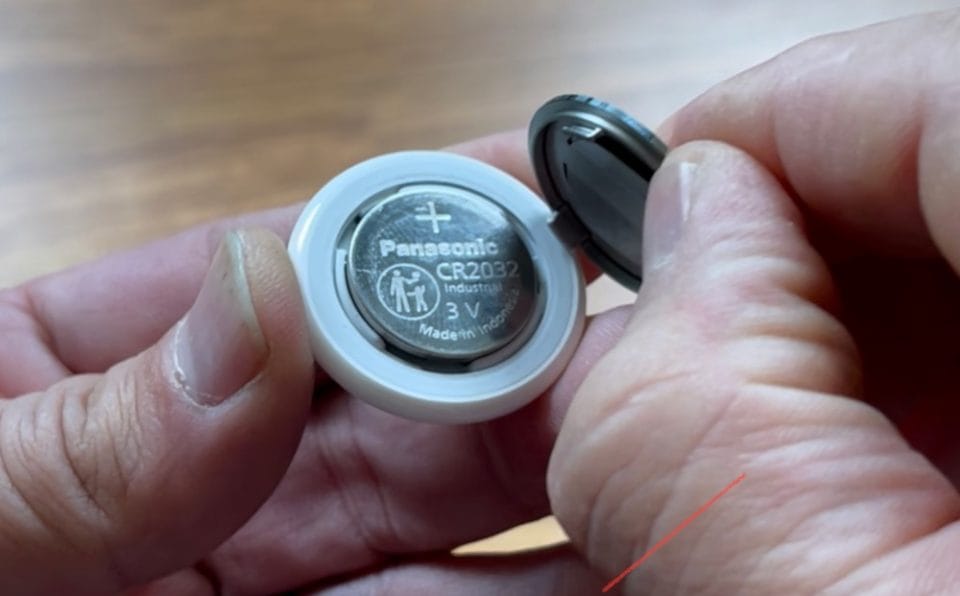 Apple Insists Airtags are Safe Despite Officeworks Ban