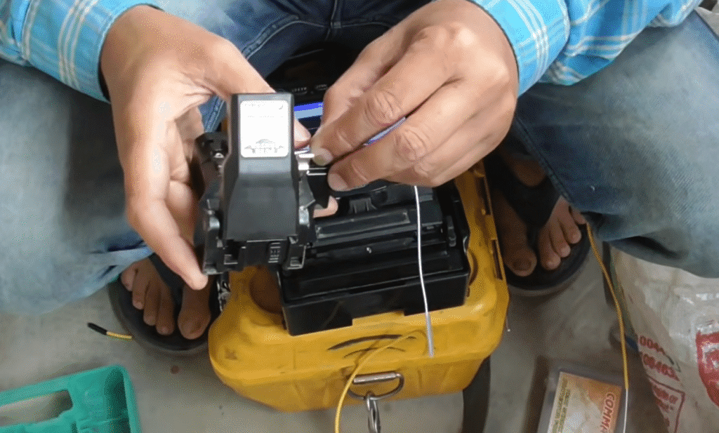 How to Connect Fiber Internet to a Wireless Router (Step-by-Step)?